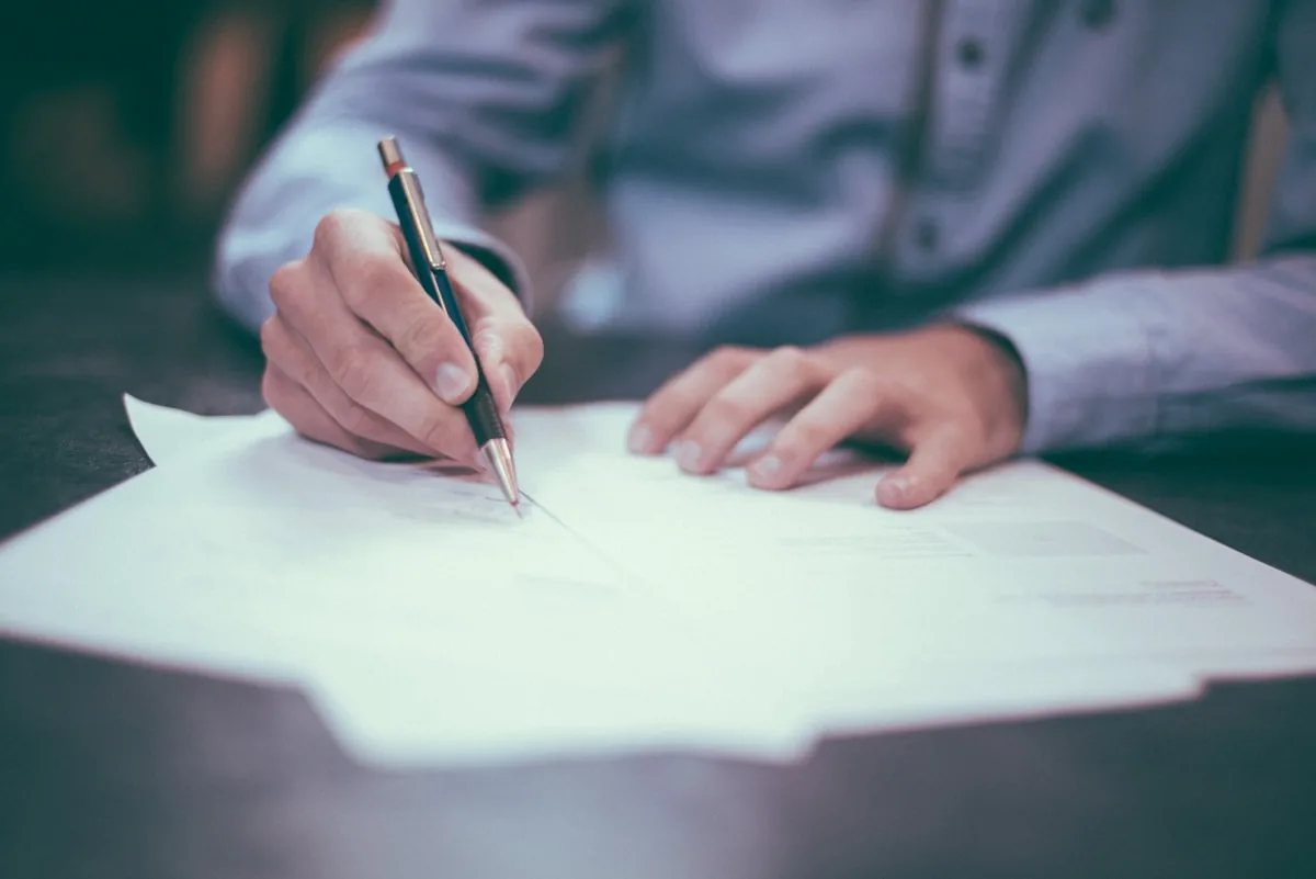 EZRater: The "Kayak for Insurance" That Cracked Cross-Carrier Quote Aggregation
